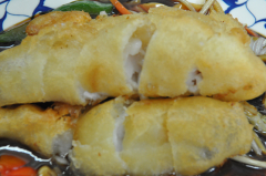 50. Chop Suey mit gebackenem Rotbarschfilet (versch. Gemüsesorten) 4) A) F)
