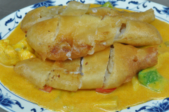 51. Gebackenes Rotbarschfilet mit Curry, scharf 4) A) D)